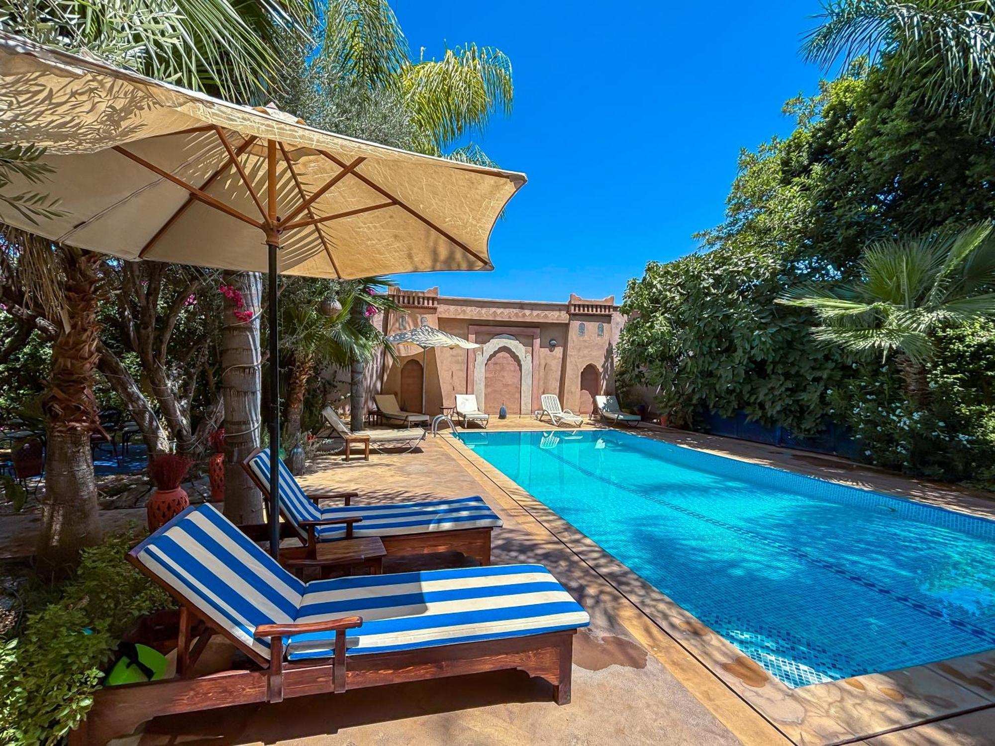 Sidi Abdallah Ghiat Le Bleu House B&B 외부 사진