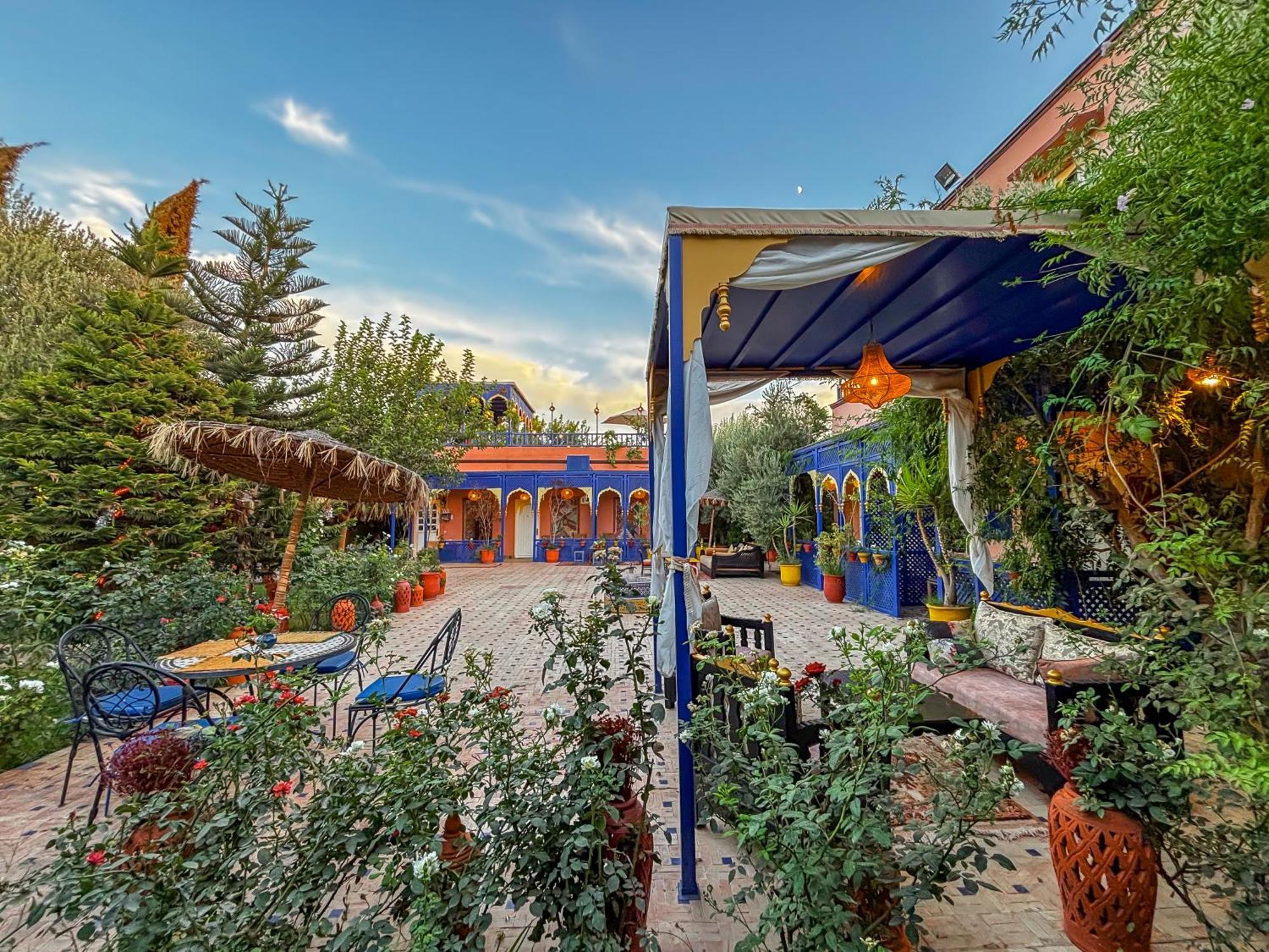 Sidi Abdallah Ghiat Le Bleu House B&B 외부 사진