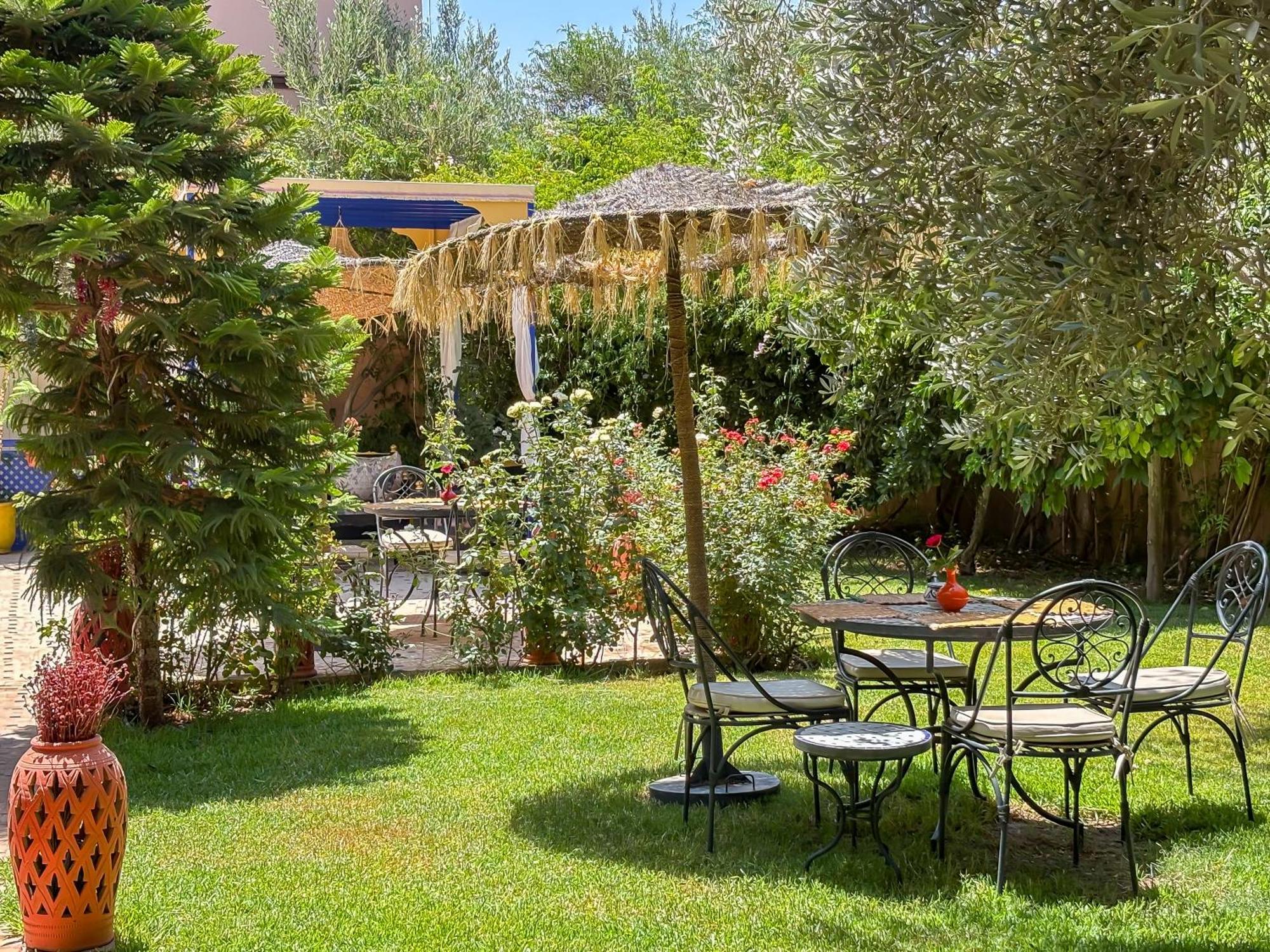 Sidi Abdallah Ghiat Le Bleu House B&B 외부 사진